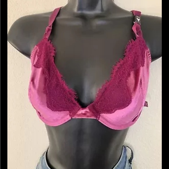 Victoria's Secret Underwire Velvet Demi Bra Burgundy Size 34DDD & Thong Size L🆕 - Picture 2 of 16